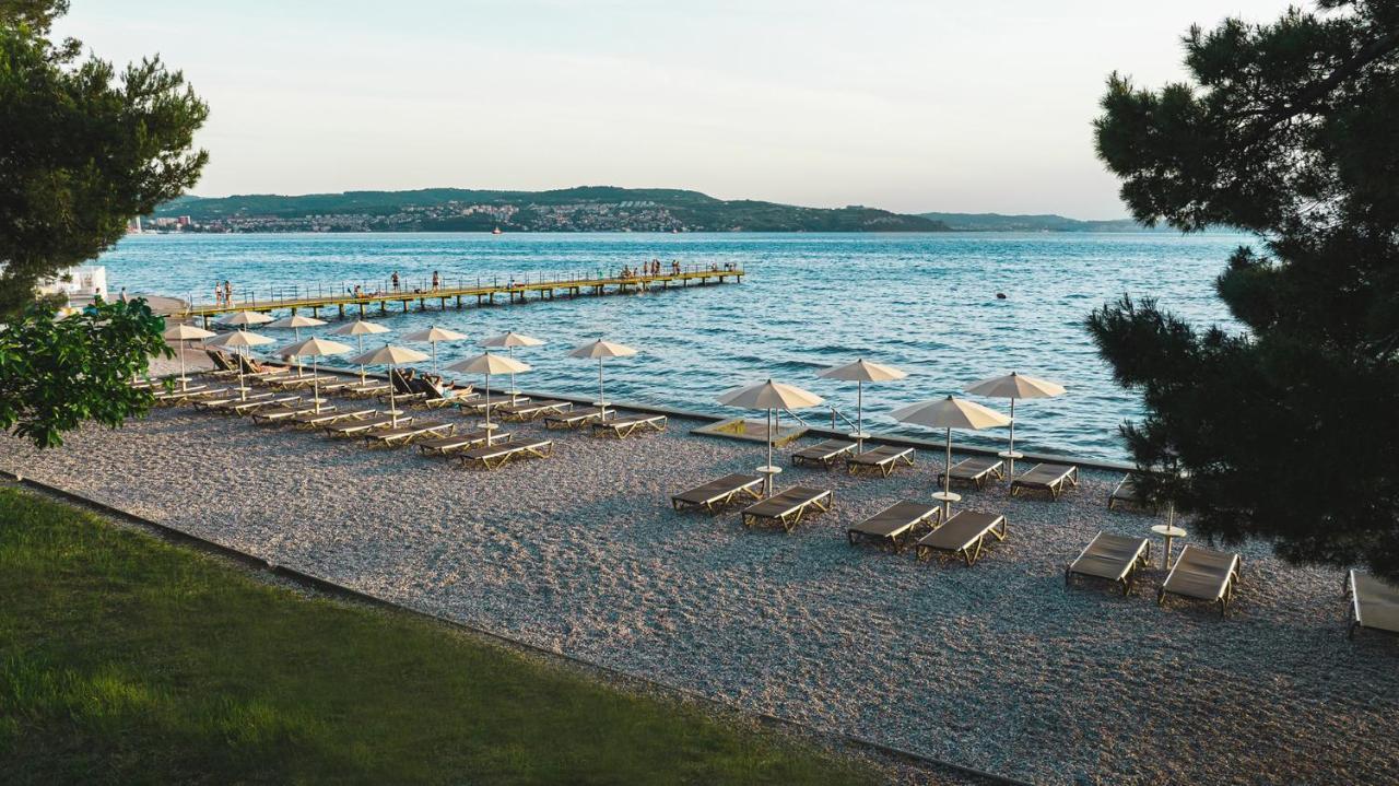 Villas - Hotel & Resort Adria Ankaran Exterior photo